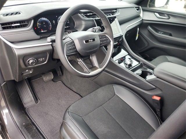 2025 Jeep Grand Cherokee GRAND CHEROKEE ALTITUDE X 4X2