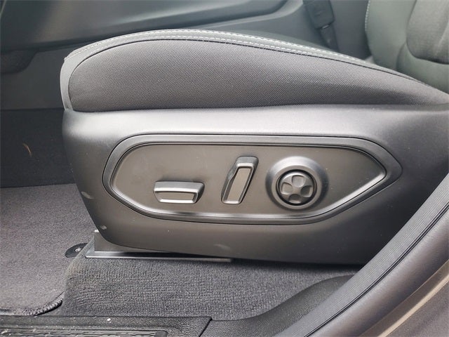 2025 Jeep Grand Cherokee GRAND CHEROKEE LAREDO 4X2