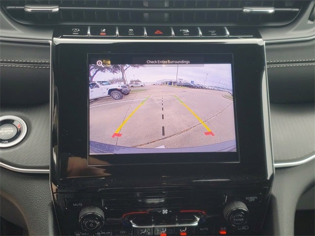 2025 Jeep Grand Cherokee GRAND CHEROKEE LAREDO 4X2