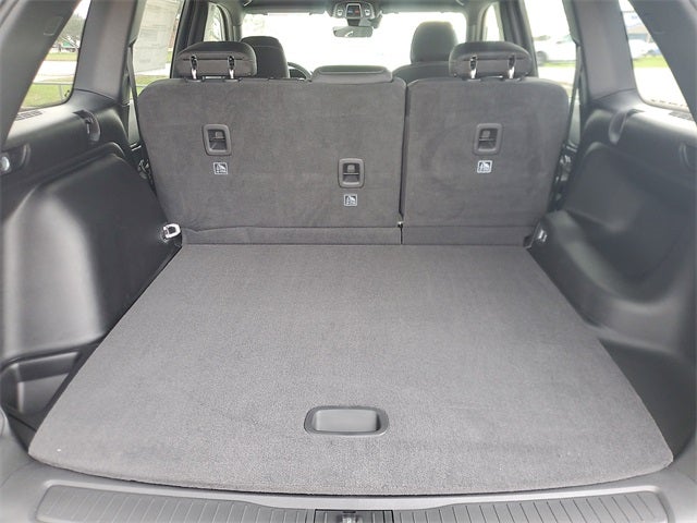 2025 Jeep Grand Cherokee GRAND CHEROKEE LAREDO 4X2