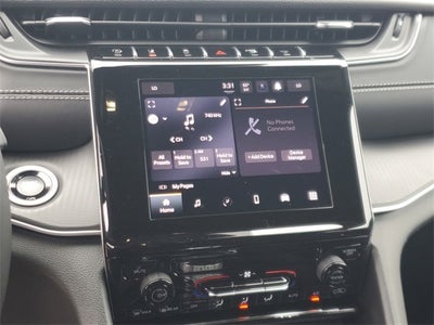 2025 Jeep Grand Cherokee GRAND CHEROKEE LAREDO 4X2