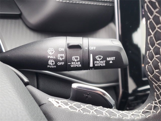 2025 Jeep Grand Cherokee GRAND CHEROKEE LAREDO 4X2