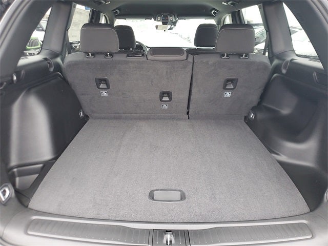 2025 Jeep Grand Cherokee GRAND CHEROKEE LAREDO 4X2