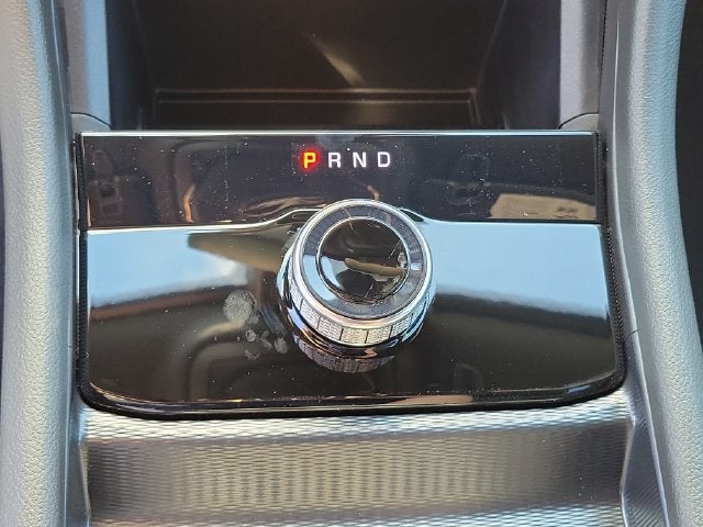 2027 Jeep Grand Cherokee GRAND CHEROKEE LAREDO 4X2