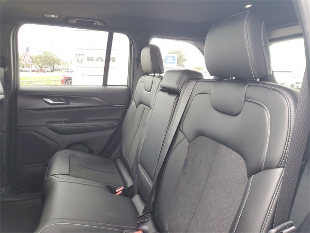 2025 Jeep Grand Cherokee GRAND CHEROKEE ALTITUDE X 4X2