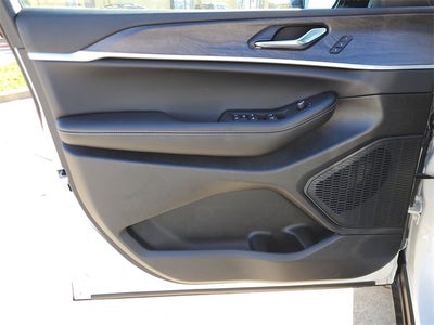 2025 Jeep Grand Cherokee GRAND CHEROKEE LIMITED 4X2