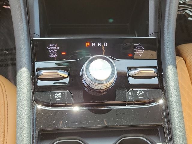 2025 Jeep Grand Cherokee Summit - Photo 28