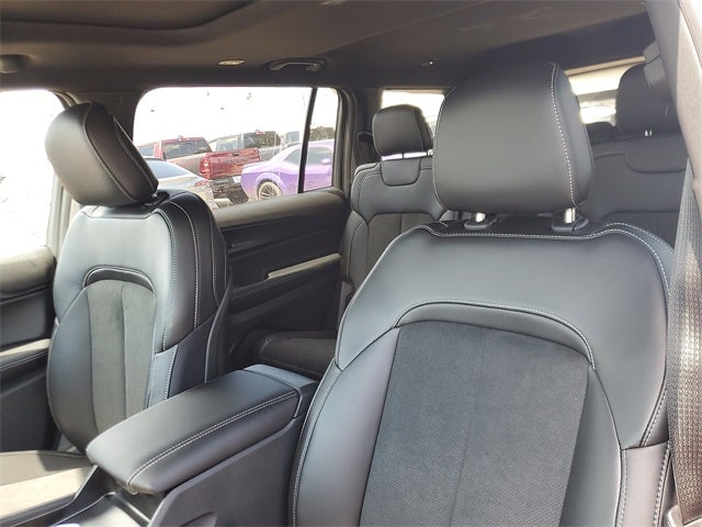 2025 Jeep Grand Cherokee GRAND CHEROKEE L ALTITUDE X 4X2