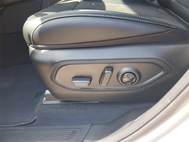 2025 Jeep Grand Cherokee GRAND CHEROKEE L ALTITUDE X 4X2