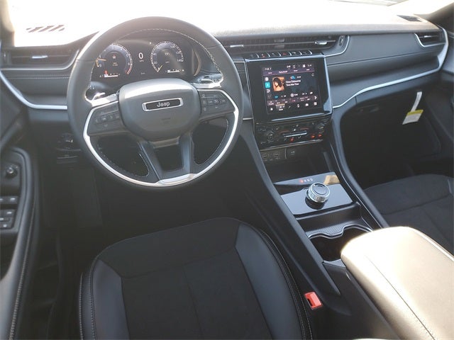 2025 Jeep Grand Cherokee GRAND CHEROKEE L ALTITUDE X 4X2