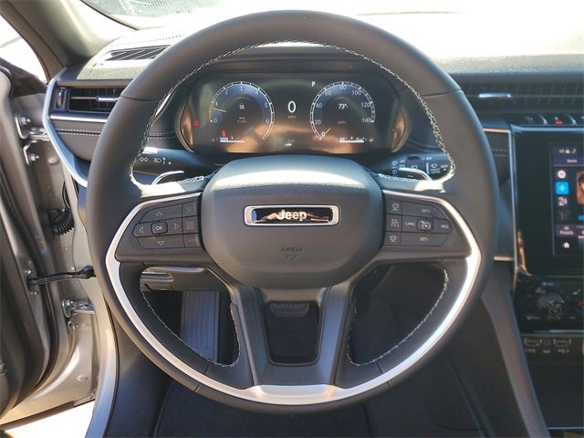 2025 Jeep Grand Cherokee GRAND CHEROKEE L ALTITUDE X 4X2