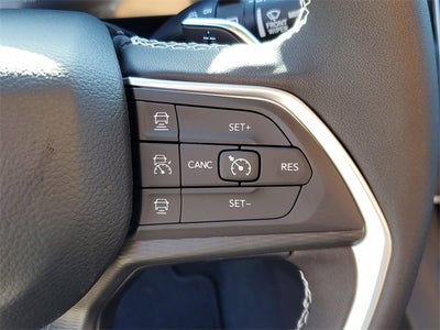 2025 Jeep Grand Cherokee GRAND CHEROKEE L ALTITUDE X 4X2