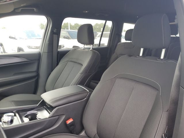 2026 Jeep Grand Cherokee GRAND CHEROKEE L LAREDO 4X2