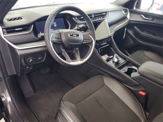 2025 Jeep Grand Cherokee GRAND CHEROKEE L ALTITUDE X 4X2