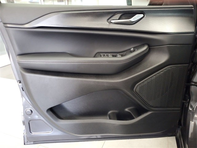 2025 Jeep Grand Cherokee GRAND CHEROKEE L ALTITUDE X 4X2