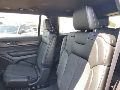 2025 Jeep Grand Cherokee GRAND CHEROKEE L ALTITUDE X 4X2