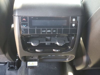 2026 Jeep Grand Cherokee GRAND CHEROKEE L LAREDO ALTITUDE 4X2