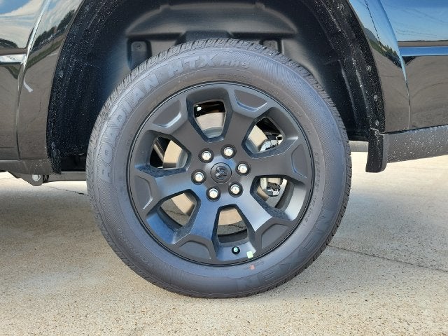 2027 RAM 1500 Big Horn/Lone Star