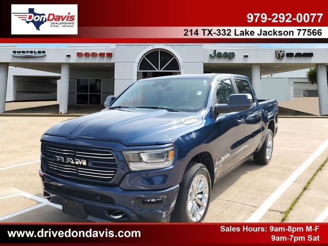 2023 RAM 1500 Laramie Crew Cab 4x2 5'7' Box
