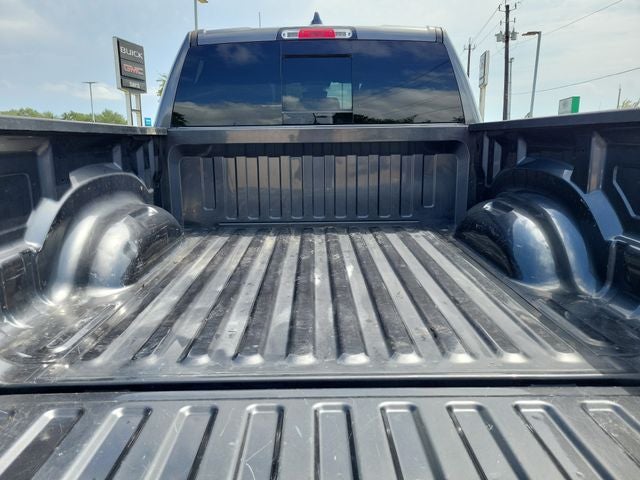 2022 RAM 1500 Lone Star Crew Cab 4x4 5'7' Box