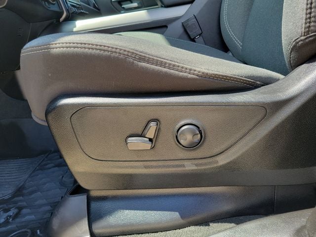 2024 RAM 1500 Lone Star Crew Cab 4x4 5'7' Box