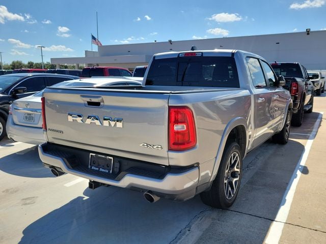 2025 RAM 1500 Laramie Crew Cab 4x4 5'7' Box