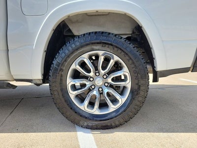 2021 RAM 1500 Laramie Crew Cab 4x4 5'7' Box