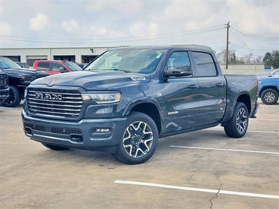 2026 RAM Ram 1500 RAM 1500 LARAMIE CREW CAB 4X4 5'7' BOX