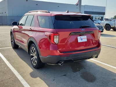 2022 Ford Explorer ST-Line