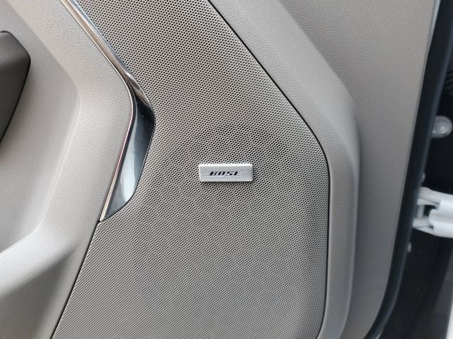 2022 Chevrolet Suburban 4WD Z71