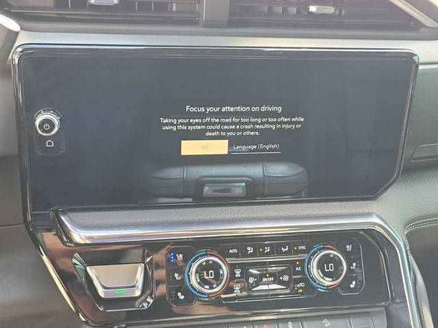 2024 GMC Sierra 2500HD 4WD Crew Cab Standard Bed Denali