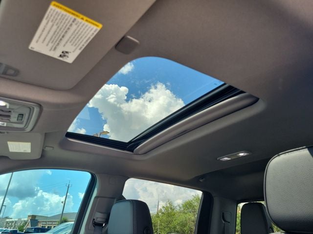 2024 GMC Sierra 2500HD 4WD Crew Cab Standard Bed Denali