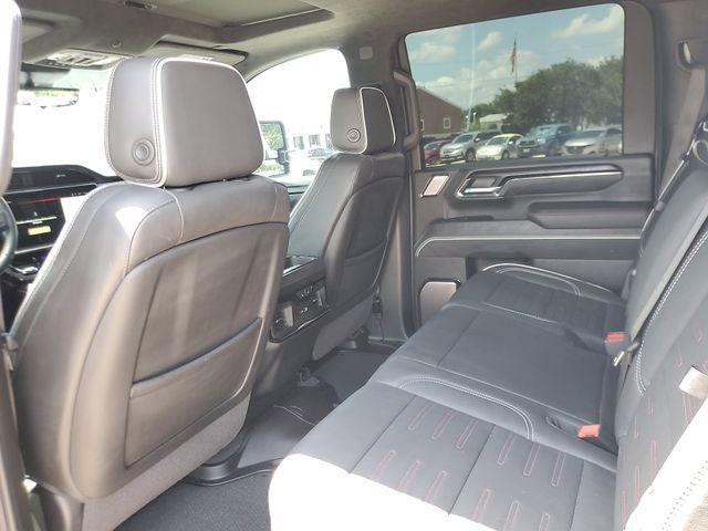 2024 GMC Sierra 2500HD 4WD Crew Cab Standard Bed AT4X