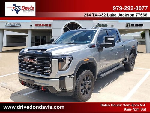 2025 GMC Sierra 2500HD 4WD Crew Cab Standard Bed AT4