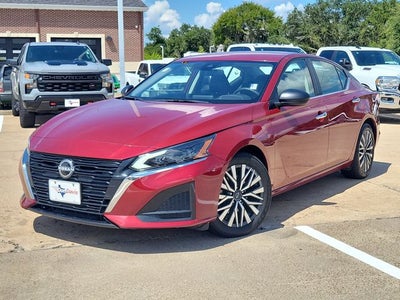 2025 Nissan Altima SV FWD