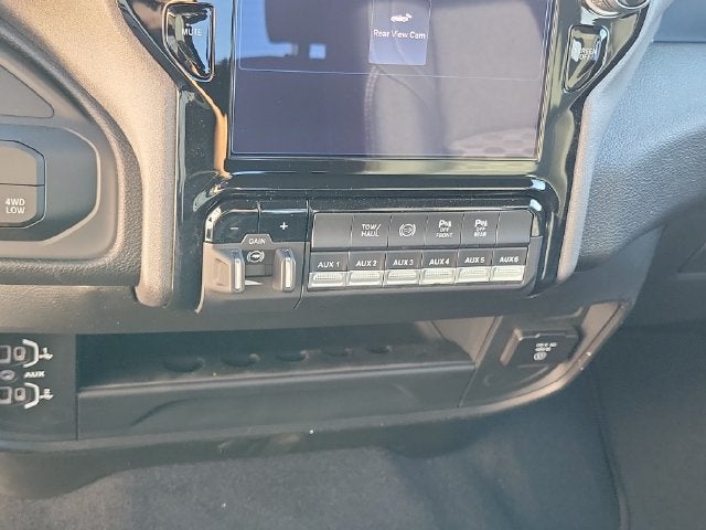 2027 RAM Ram 3500 RAM 3500 TRADESMAN CREW CAB 4X4 8' BOX