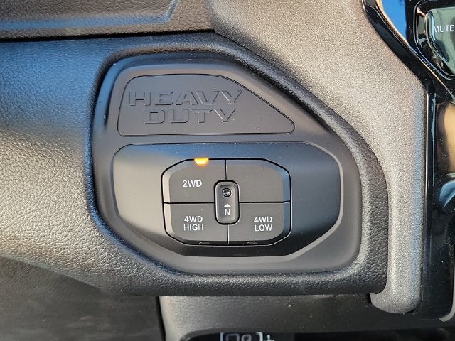 2027 RAM Ram 3500 RAM 3500 TRADESMAN CREW CAB 4X4 8' BOX