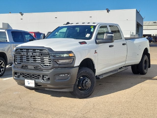 2027 RAM Ram 3500 RAM 3500 TRADESMAN CREW CAB 4X4 8' BOX