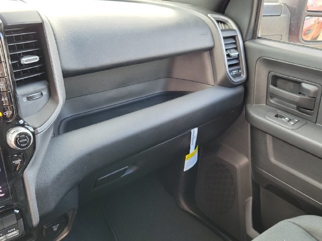 2027 RAM Ram 3500 RAM 3500 TRADESMAN CREW CAB 4X4 8' BOX