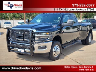 2026 RAM 3500 Tradesman Crew Cab 4x4 8' Box