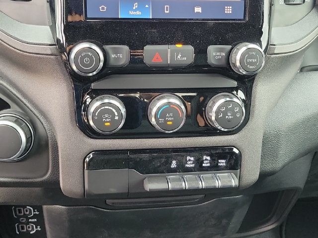 2027 RAM 1500 Express