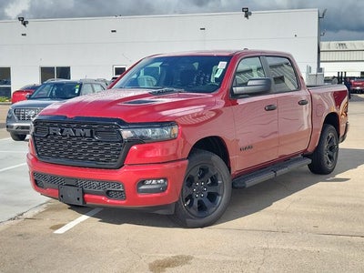 2026 RAM 1500 RAM 1500 EXPRESS CREW CAB 4X4 5'7' BOX