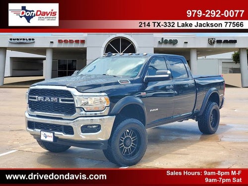 2022 RAM 2500 Tradesman Crew Cab 4x4 6'4' Box