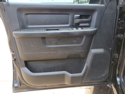 2022 RAM 2500 Tradesman Crew Cab 4x4 6'4' Box
