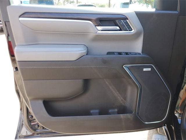 2023 GMC Sierra 1500 2WD Crew Cab Short Box SLT