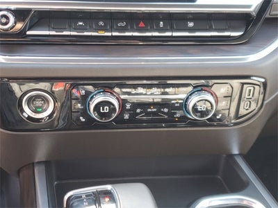 2023 GMC Sierra 1500 2WD Crew Cab Short Box SLT