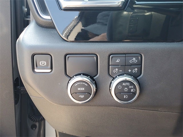 2024 GMC Sierra 1500 2WD Crew Cab Short Box SLT