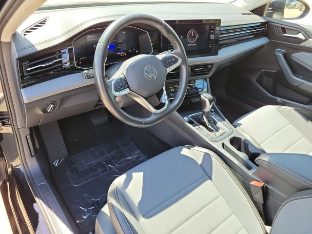 2025 Volkswagen Jetta 1.5T SE