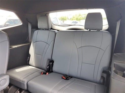2024 Buick Enclave Essence FWD