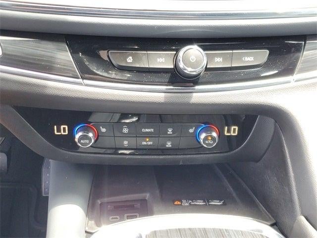 2024 Buick Enclave Essence FWD